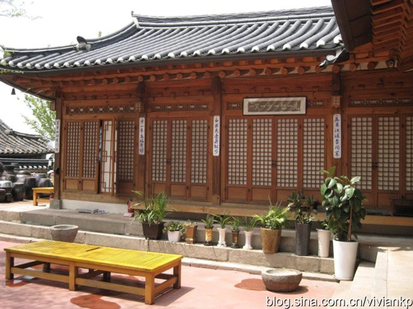 高端拉床,專用機床,內(nèi)拉床,外拉床,數(shù)控機床,自動化生產(chǎn)線,工業(yè)機器人