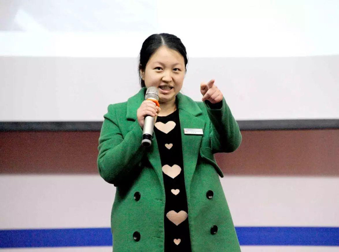 高端拉床,專用機床,內(nèi)拉床,外拉床,數(shù)控機床,自動化生產(chǎn)線,工業(yè)機器人