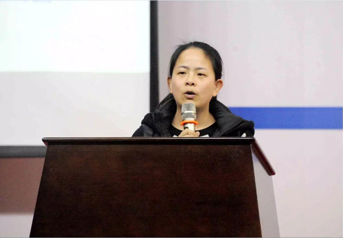 高端拉床,專用機床,內(nèi)拉床,外拉床,數(shù)控機床,自動化生產(chǎn)線,工業(yè)機器人