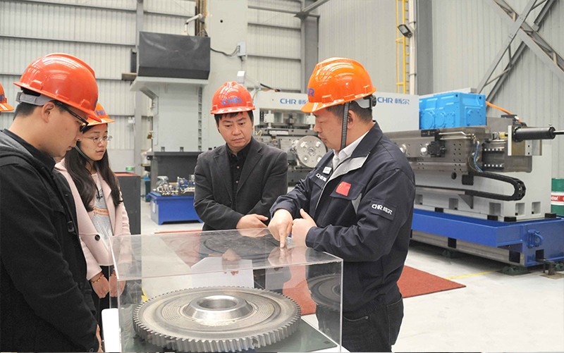 高端拉床,專用機床,內(nèi)拉床,外拉床,數(shù)控機床,自動化生產(chǎn)線,工業(yè)機器人,拉床,拉刀,自動化