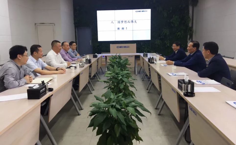 高端拉床,專用機床,內拉床,外拉床,數控機床,自動化生產線,工業(yè)機器人,拉床,拉刀,自動化