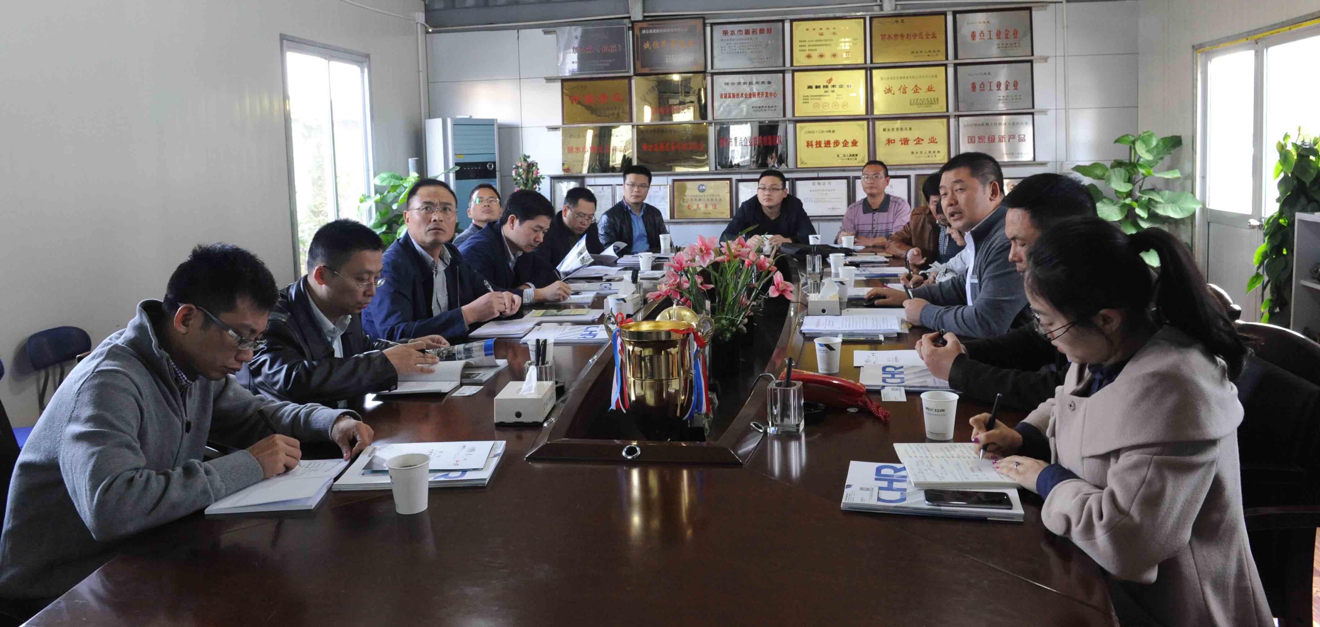 高端拉床,專用機(jī)床,內(nèi)拉床,外拉床,數(shù)控機(jī)床,自動化生產(chǎn)線,工業(yè)機(jī)器人,拉床,拉刀,自動化 高端拉床,專用機(jī)床,內(nèi)拉床,外拉床,數(shù)控機(jī)床,自動化生產(chǎn)線,工業(yè)機(jī)器人,拉床,拉刀,自動化