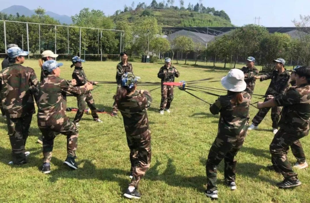 高端拉床,專用機床,內拉床,外拉床,數(shù)控機床,自動化生產(chǎn)線,工業(yè)機器人,拉床,拉刀,自動化