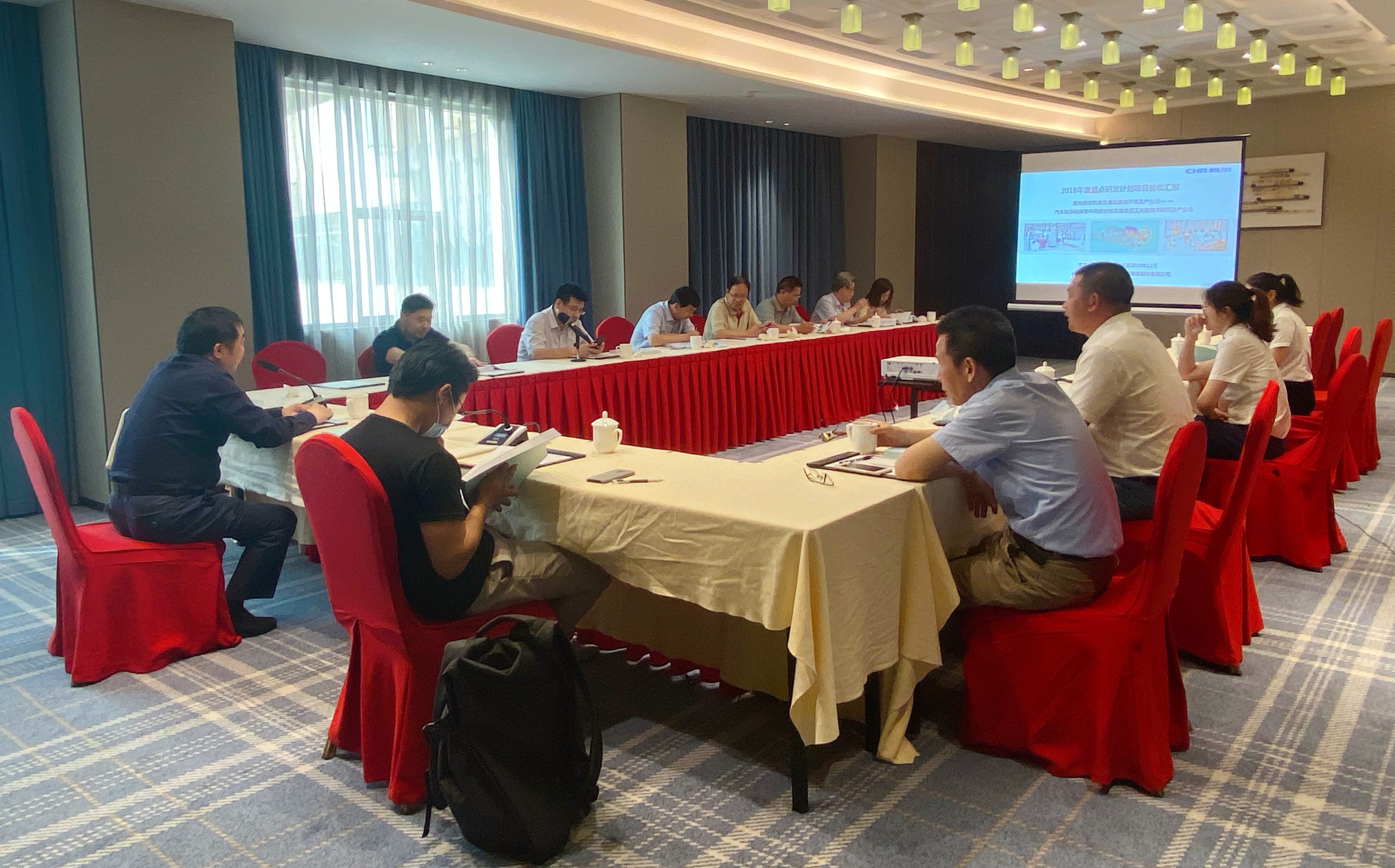 拉床,拉刀,自動(dòng)化,高端拉床,專用機(jī)床,內(nèi)拉床,外拉床,數(shù)控機(jī)床,自動(dòng)化生產(chǎn)線,工業(yè)機(jī)器人