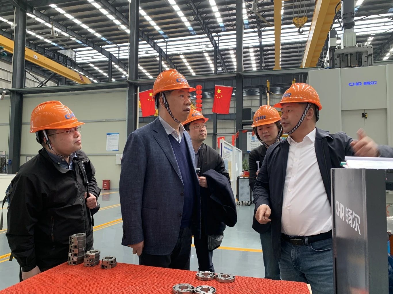 拉床,拉刀,自動化,高端拉床,專用機(jī)床,內(nèi)拉床,外拉床,數(shù)控機(jī)床,自動化生產(chǎn)線,工業(yè)機(jī)器人