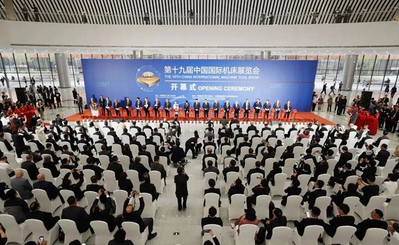 拉床,拉刀,自動化,高端拉床,專用機床,內(nèi)拉床,外拉床,數(shù)控機床,自動化生產(chǎn)線,工業(yè)機器人