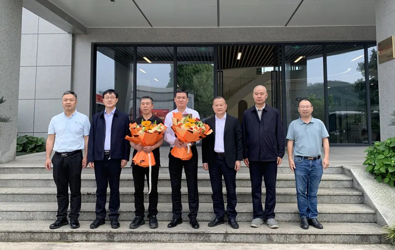 拉床,拉刀,自動(dòng)化,高端拉床,專用機(jī)床,內(nèi)拉床,外拉床,數(shù)控機(jī)床,自動(dòng)化生產(chǎn)線,工業(yè)機(jī)器人