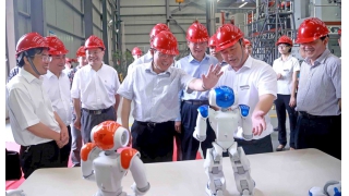 浙江省省長李強(qiáng)視察暢爾智能裝備